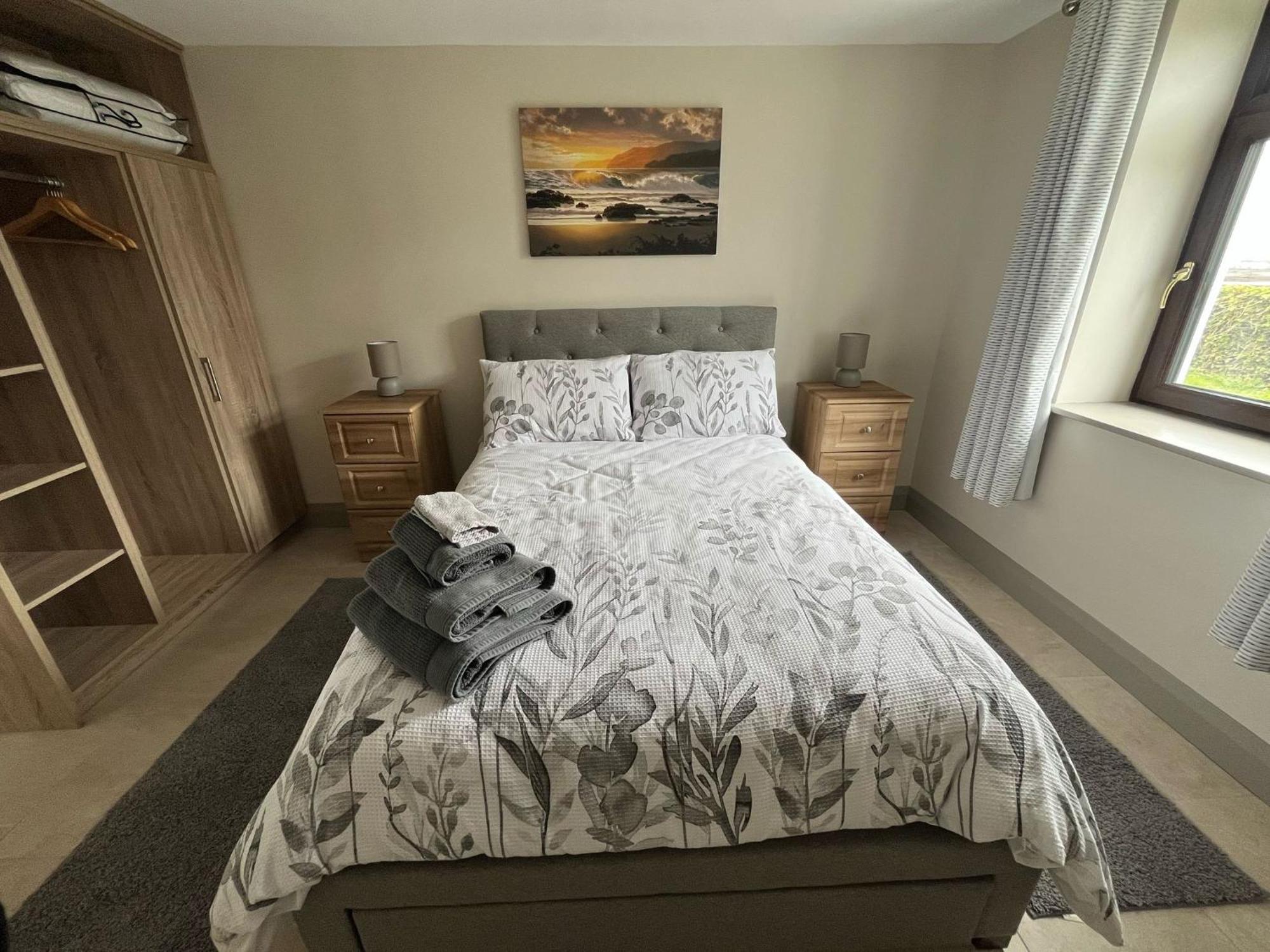 Tigh Fitz Apartments - Inis Mor, Aran Island Екстер'єр фото